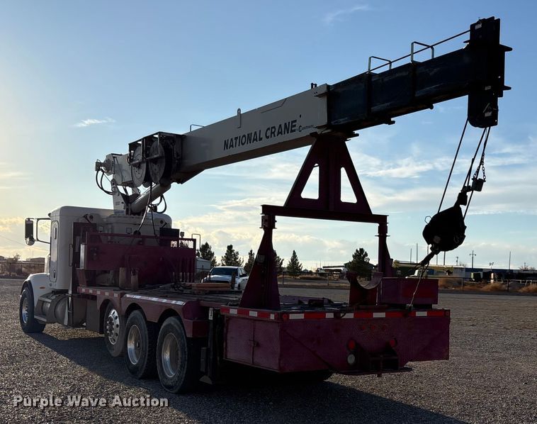 image for item EU4715 2011 Peterbilt 365 crane truck