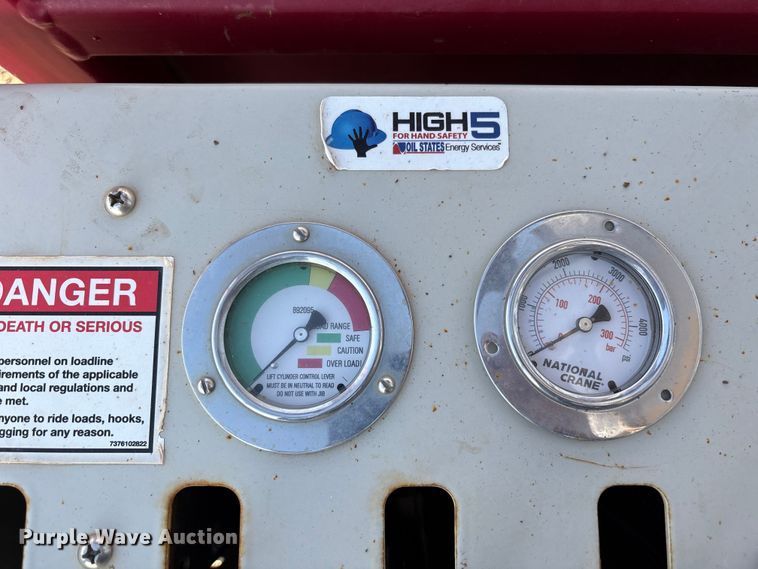 image for item EU4715 2011 Peterbilt 365 crane truck