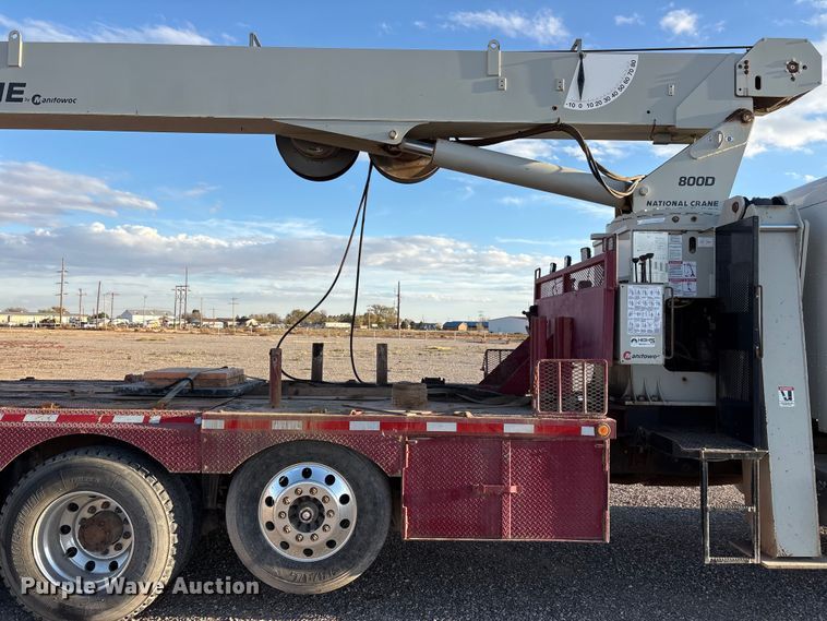 image for item EU4715 2011 Peterbilt 365 crane truck