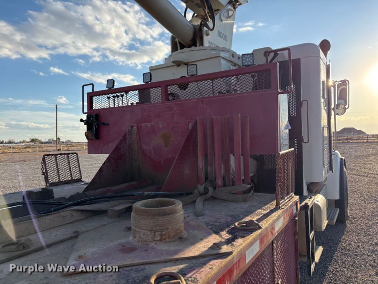 image for item EU4715 2011 Peterbilt 365 crane truck