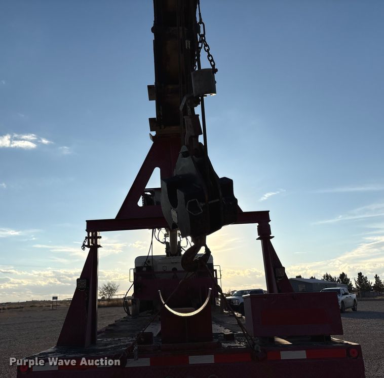 image for item EU4715 2011 Peterbilt 365 crane truck