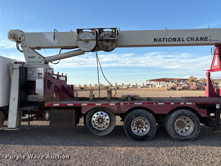 image for item EU4715 2011 Peterbilt 365 crane truck