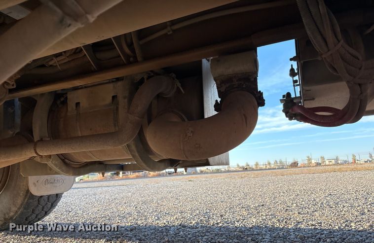 image for item EU4715 2011 Peterbilt 365 crane truck