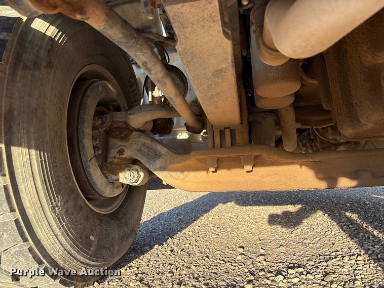 image for item EU4715 2011 Peterbilt 365 crane truck