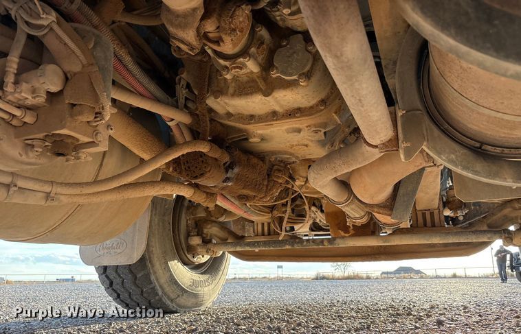 image for item EU4715 2011 Peterbilt 365 crane truck