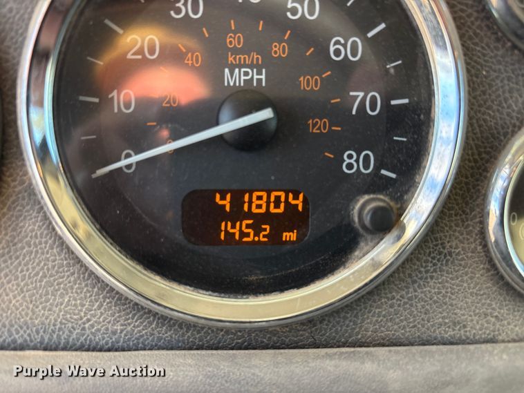 image for item EU4715 2011 Peterbilt 365 crane truck