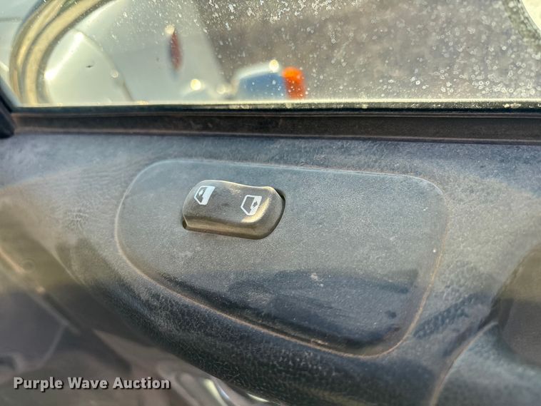 image for item EU4715 2011 Peterbilt 365 crane truck