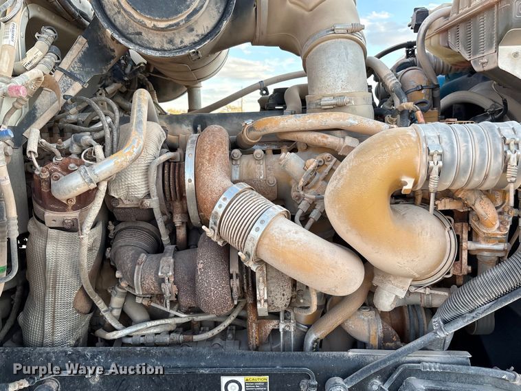 image for item EU4715 2011 Peterbilt 365 crane truck