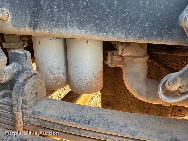 image for item EU4715 2011 Peterbilt 365 crane truck