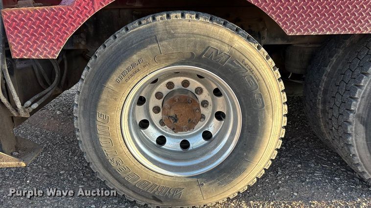 image for item EU4715 2011 Peterbilt 365 crane truck