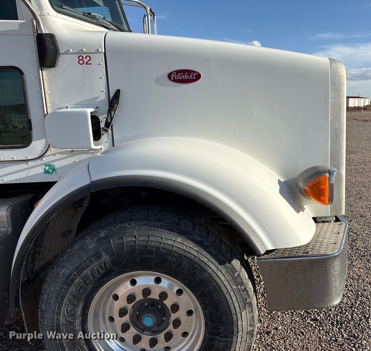 image for item EU4716 2013 Peterbilt 365 crane truck