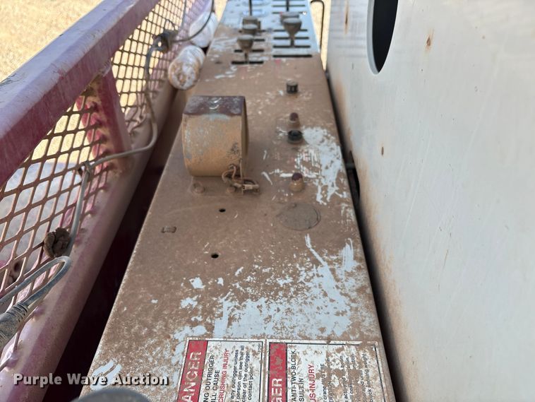 image for item EU4716 2013 Peterbilt 365 crane truck