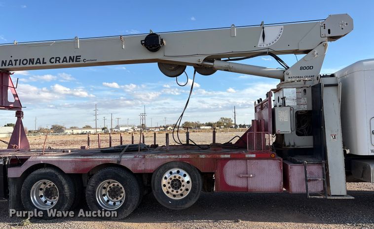 image for item EU4716 2013 Peterbilt 365 crane truck