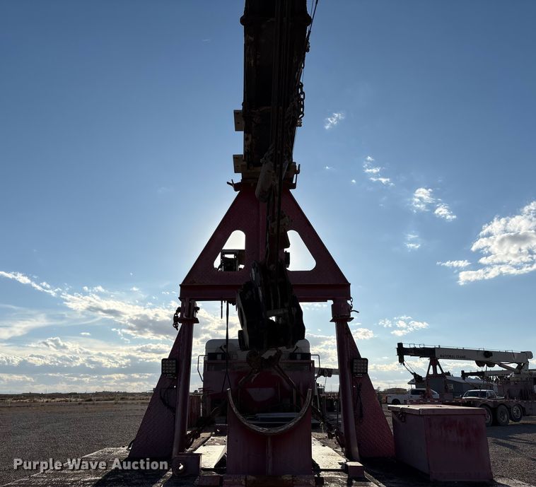 image for item EU4716 2013 Peterbilt 365 crane truck