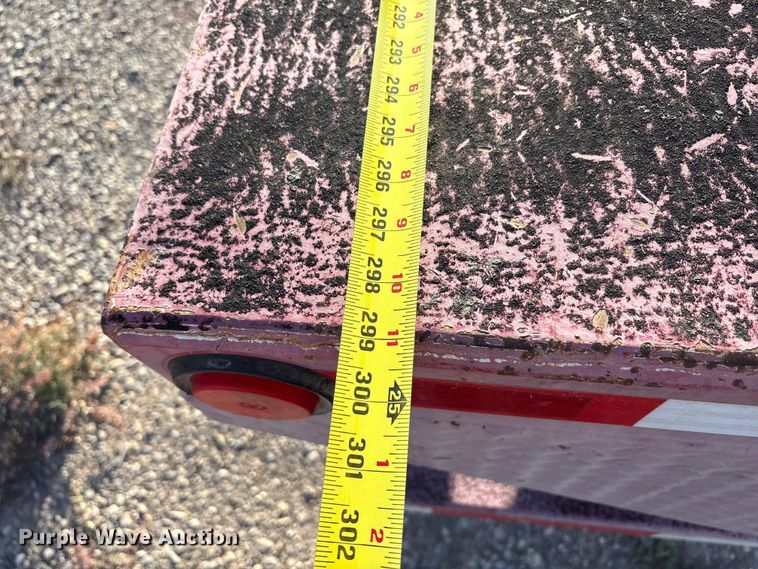 image for item EU4716 2013 Peterbilt 365 crane truck