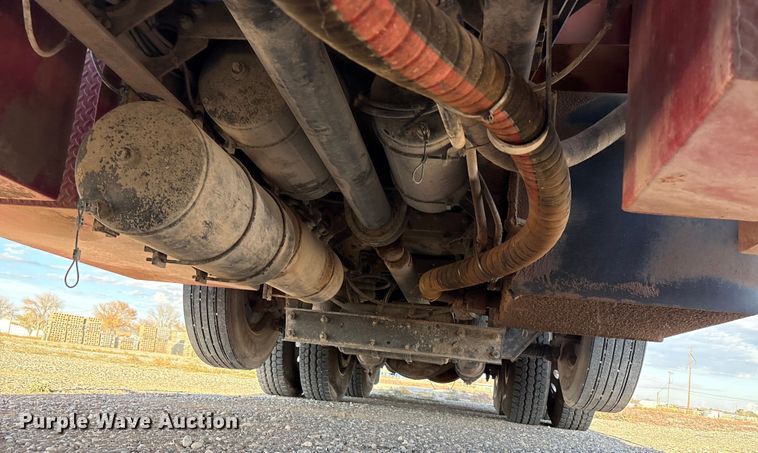 image for item EU4716 2013 Peterbilt 365 crane truck