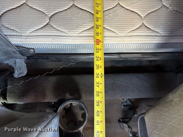 image for item EU4716 2013 Peterbilt 365 crane truck