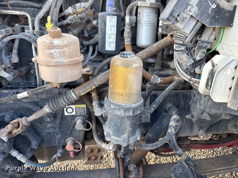 image for item EU4716 2013 Peterbilt 365 crane truck