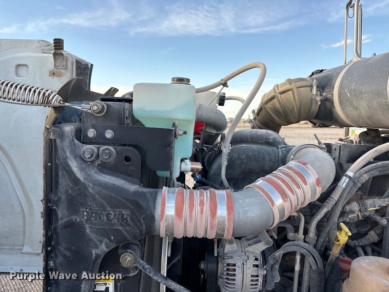 image for item EU4716 2013 Peterbilt 365 crane truck