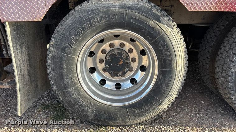 image for item EU4716 2013 Peterbilt 365 crane truck