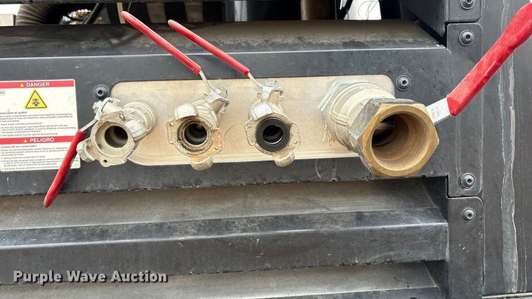 image for item EU4722 2022 Kaeser M118 air compressor