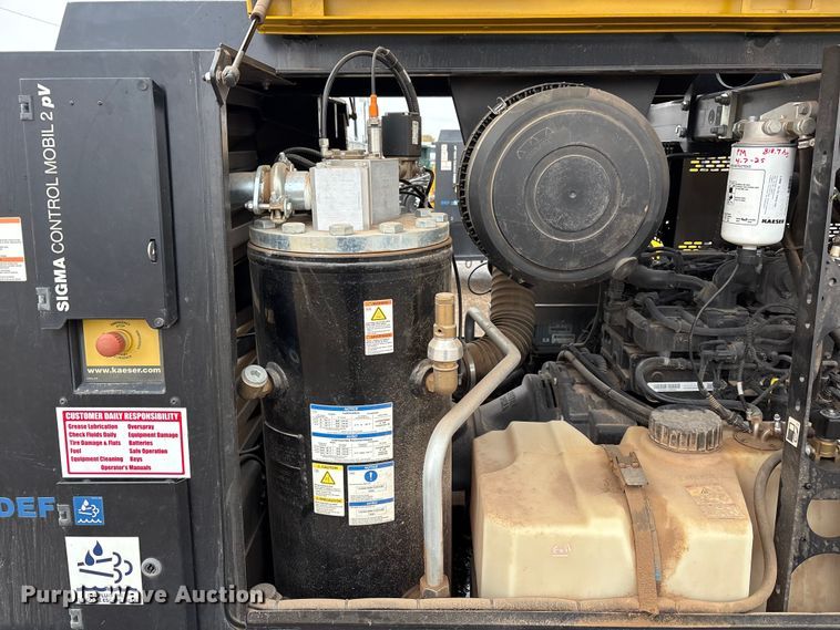 image for item EU4722 2022 Kaeser M118 air compressor