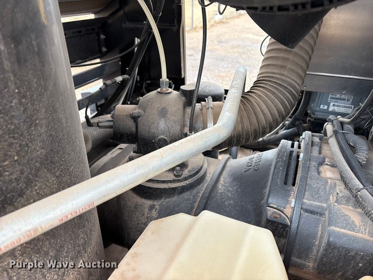 image for item EU4722 2022 Kaeser M118 air compressor