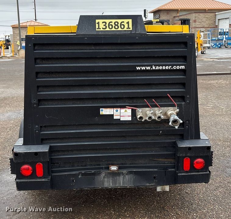 image for item EU4723 2021 Kaeser M118 air compressor