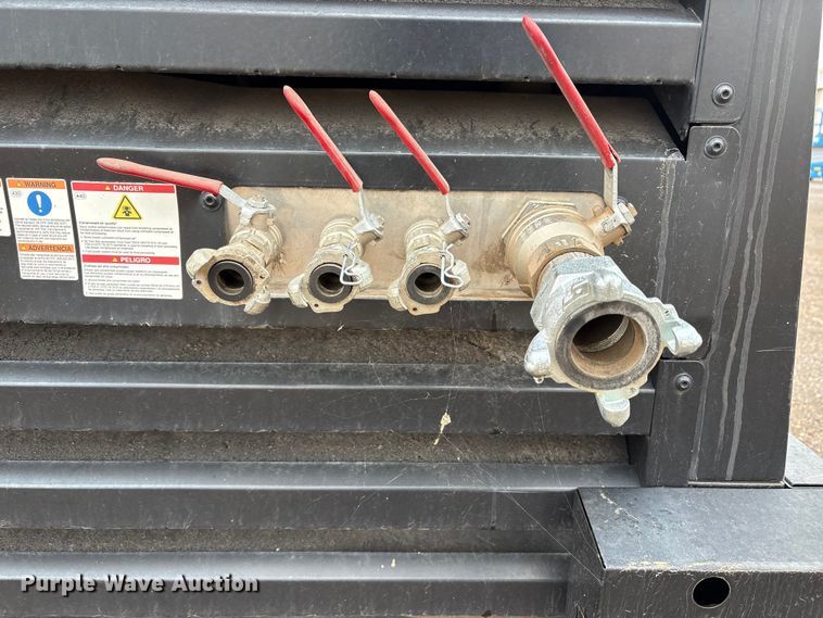 image for item EU4723 2021 Kaeser M118 air compressor