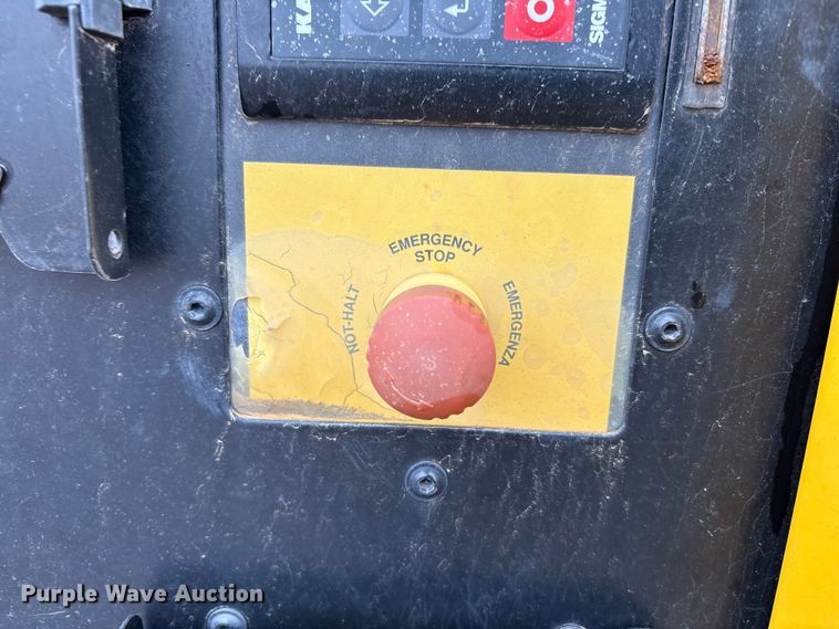 image for item EU4723 2021 Kaeser M118 air compressor