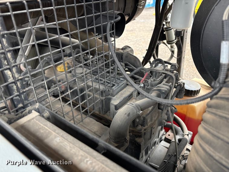 image for item EU4723 2021 Kaeser M118 air compressor