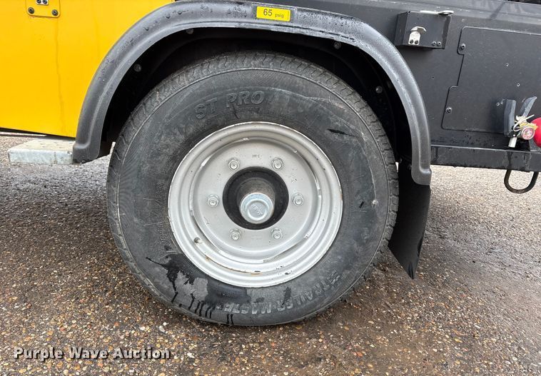 image for item EU4723 2021 Kaeser M118 air compressor