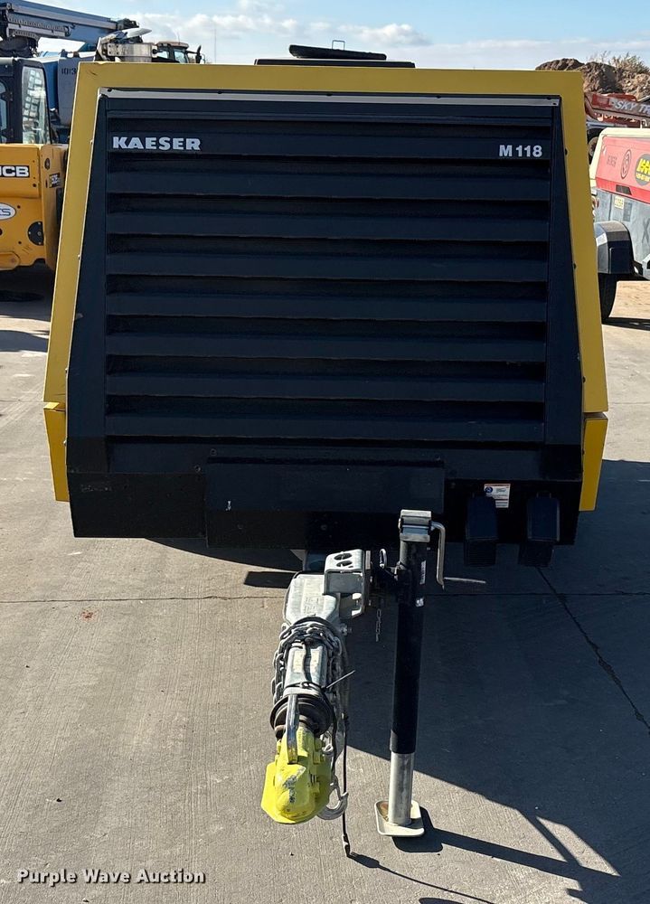 image for item EU4725 2022 Kaeser M118 air compressor
