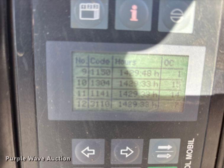 image for item EU4725 2022 Kaeser M118 air compressor