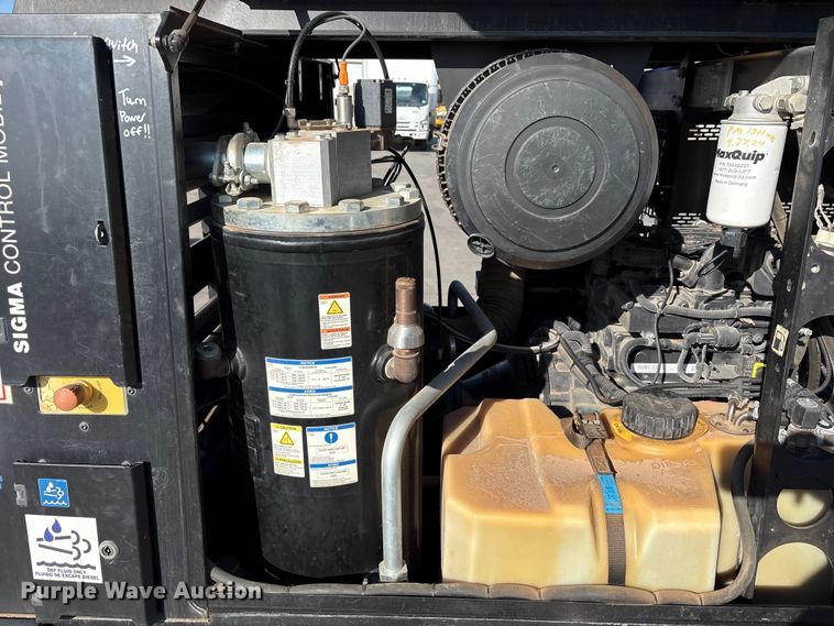 image for item EU4725 2022 Kaeser M118 air compressor