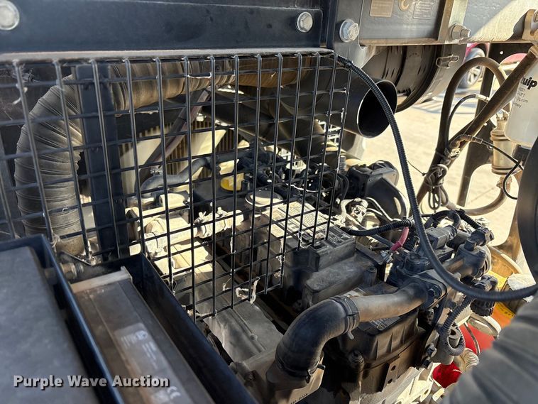 image for item EU4725 2022 Kaeser M118 air compressor