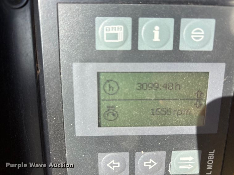 image for item EU4726 2021 Kaeser M118 air compressor