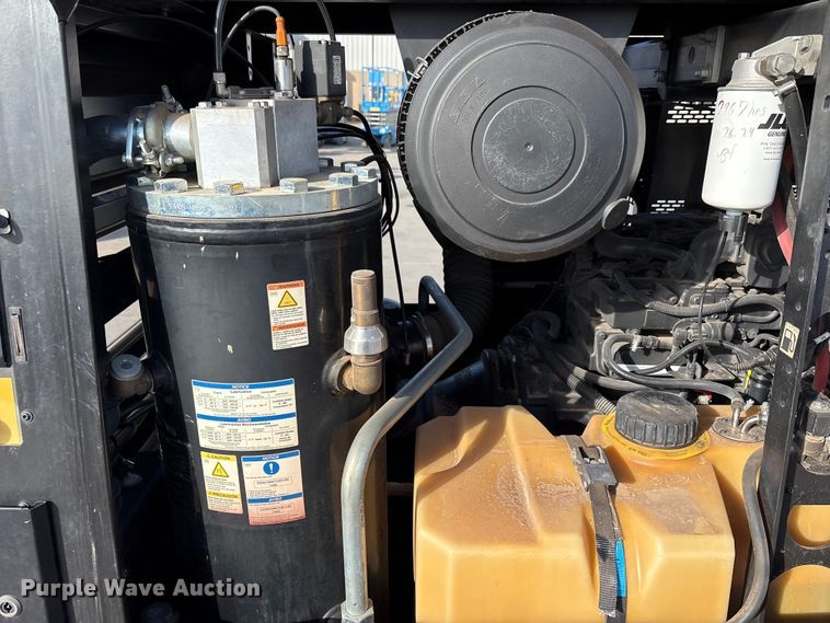 image for item EU4726 2021 Kaeser M118 air compressor