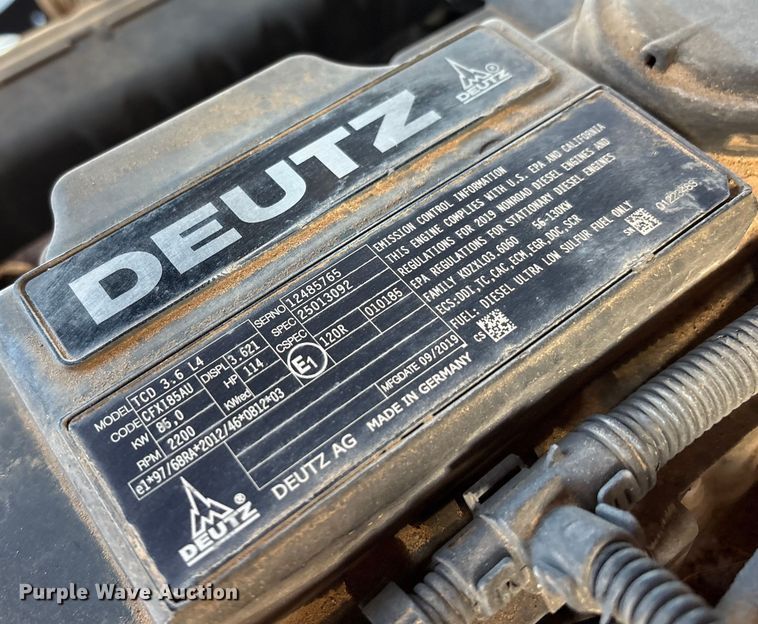 image for item EU4726 2021 Kaeser M118 air compressor