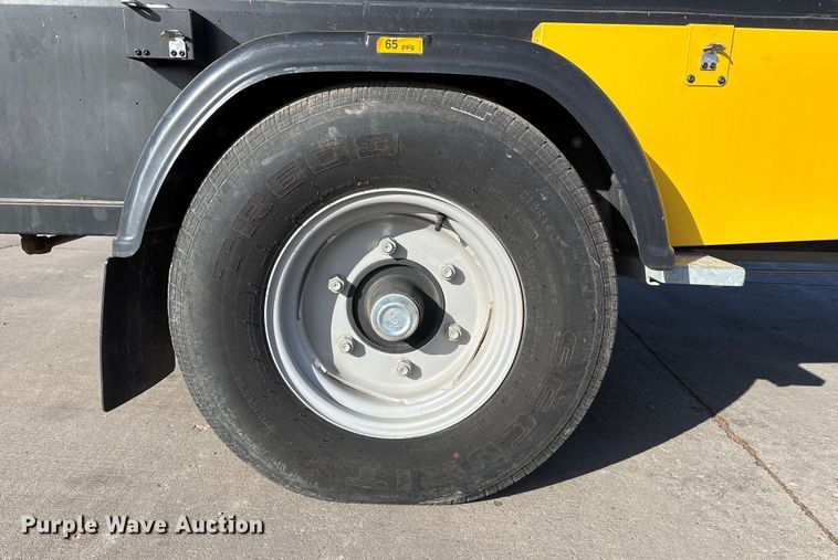 image for item EU4726 2021 Kaeser M118 air compressor