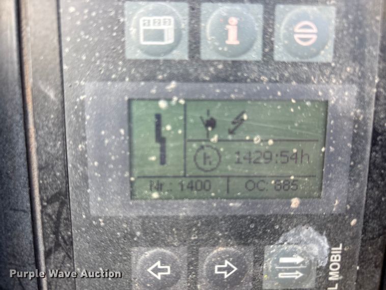 image for item EU4727 2022 Kaeser M118 air compressor