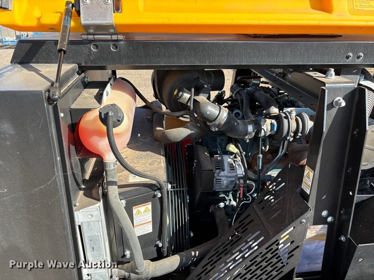 image for item EU4728 2021 Kaeser M55 air compressor