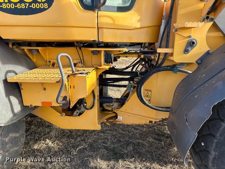 image for item EU4740 Volvo L60G wheel loader