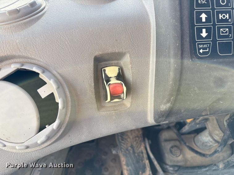 image for item EU4740 Volvo L60G wheel loader