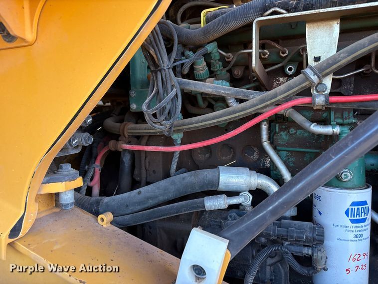 image for item EU4740 Volvo L60G wheel loader