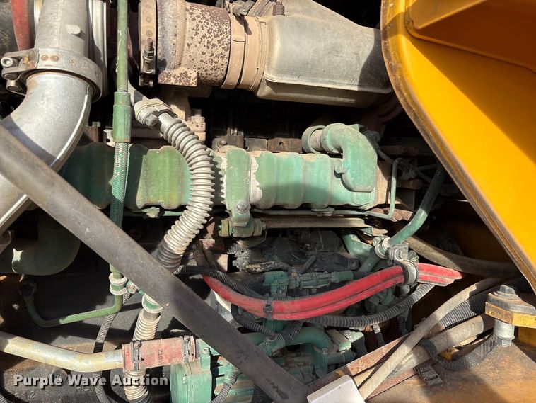 image for item EU4740 Volvo L60G wheel loader