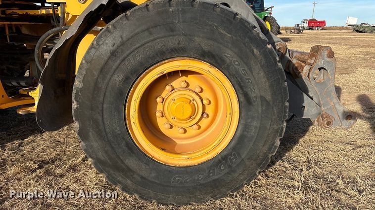 image for item EU4740 Volvo L60G wheel loader