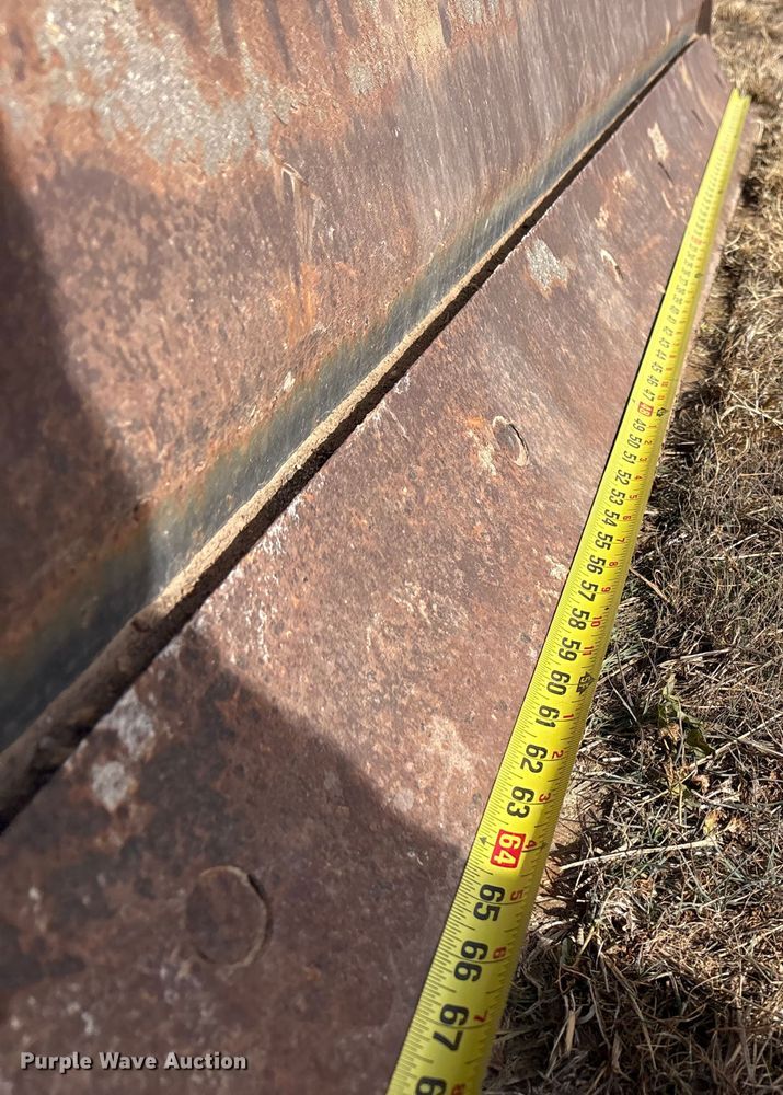 image for item EU4744 2012 John Deere 210LJ landscape tractor