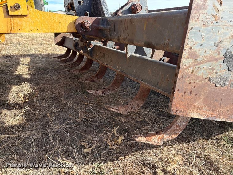 image for item EU4744 2012 John Deere 210LJ landscape tractor