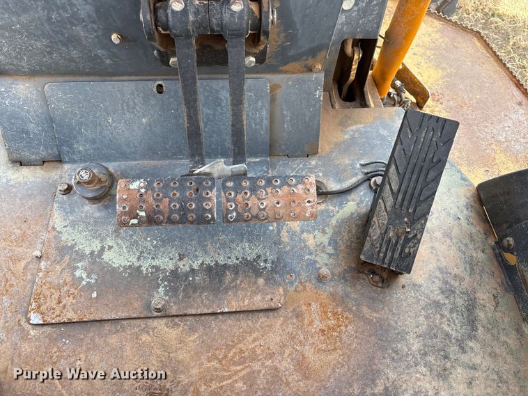 image for item EU4744 2012 John Deere 210LJ landscape tractor